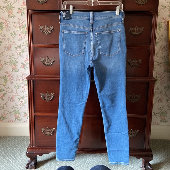 NWT J Crew Factory 9” Mid Rise Skinny Jeans - Picture 6 of 8